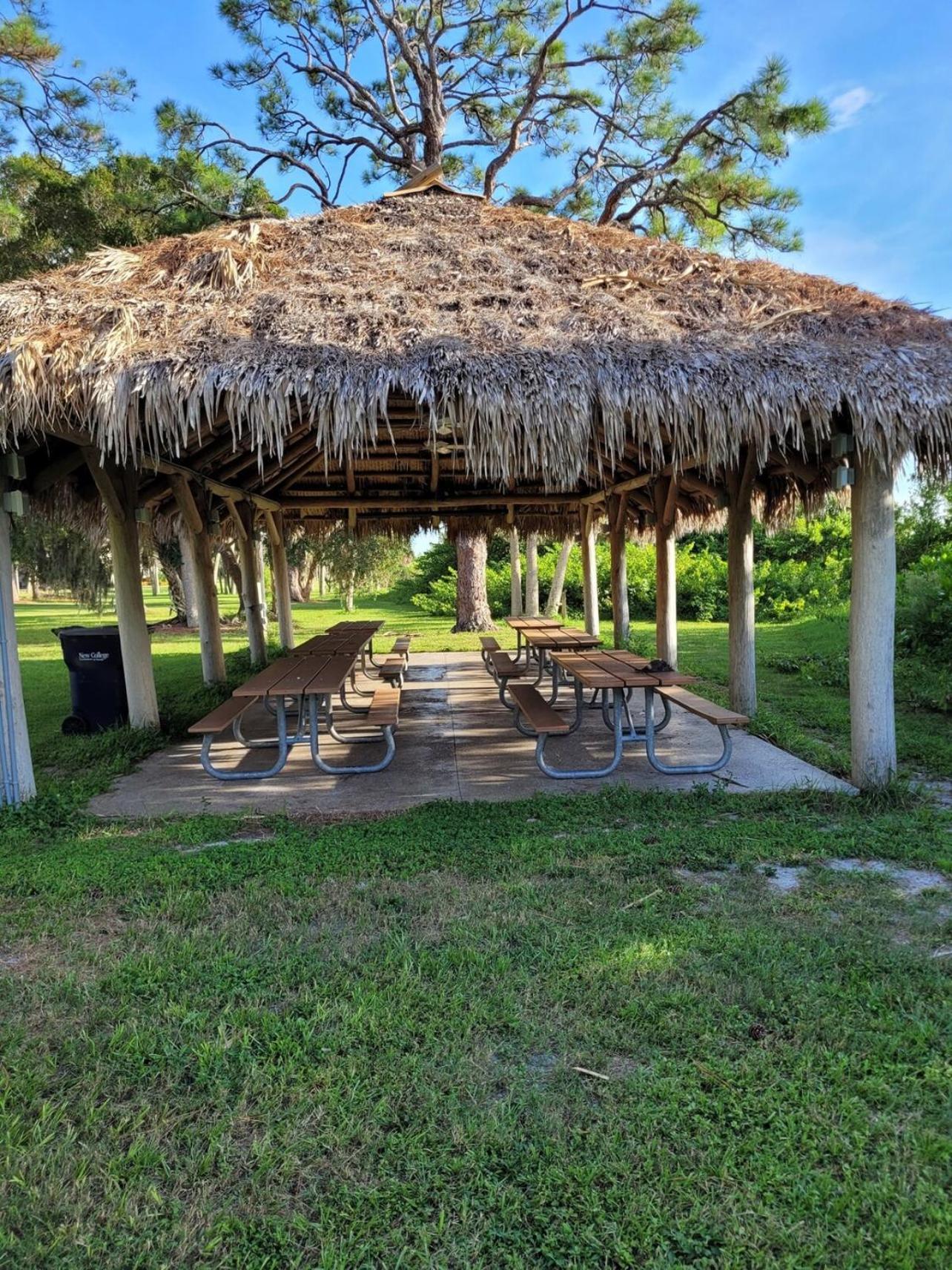 Coastal Villa W Amazing Courtyard - Splash Pad! ซาราโซตา ภายนอก รูปภาพ